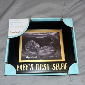 BABYS FIRST SELFIE FRAME
